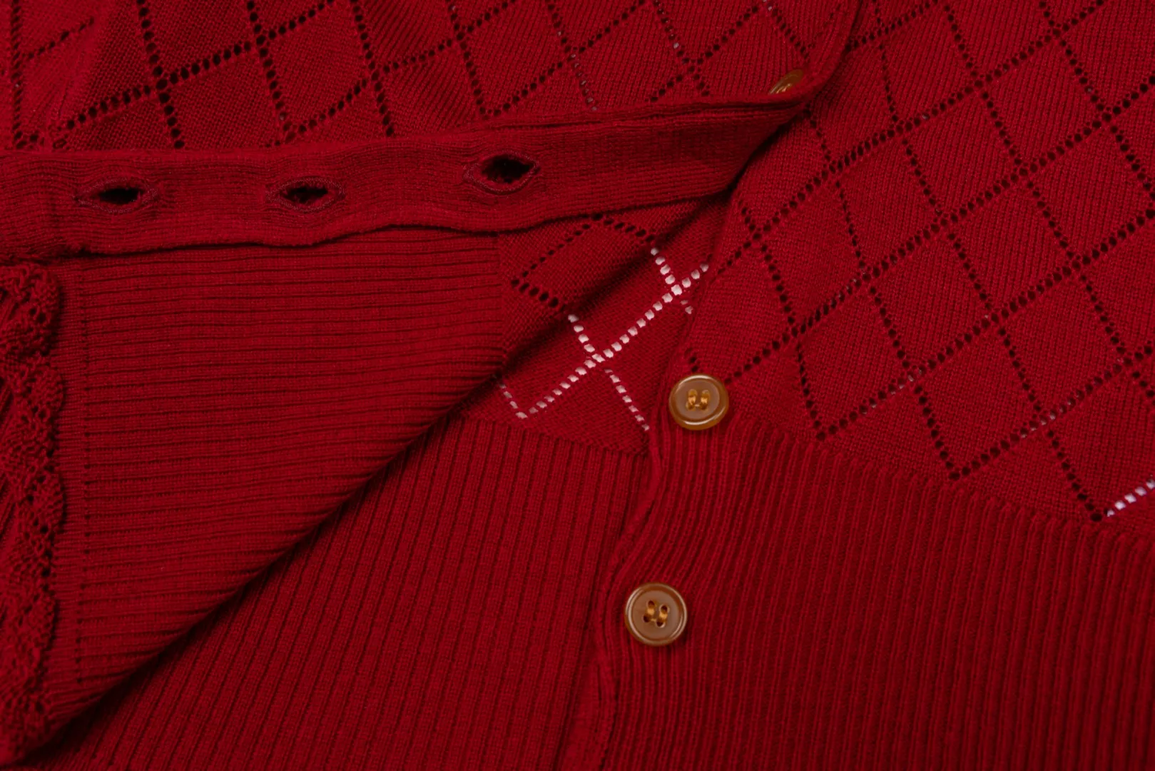 VIVI161# vivienne west wood 25FW October Tokyo show new model diamond pattern classic red label cardigan Size: 1 yard (90-110 pounds) 2 yards (110-130 pounds) 3 yards (130-150 pounds) Color: red, apricot, black